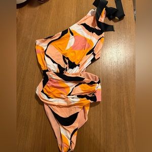 Self portrait swimsuit- Size 4